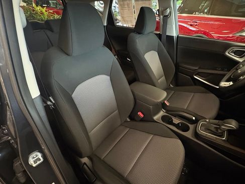 Used 2023 Kia Soul LX FWD image 31
