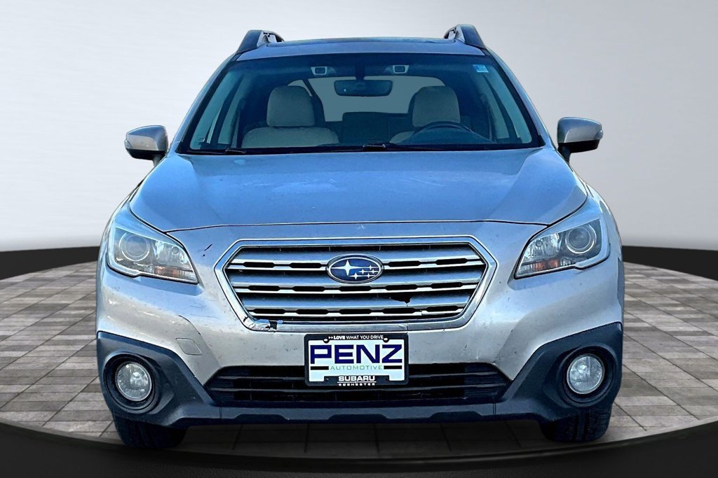 Used 2017 Subaru Outback 2.5i Premium AWD/4WD image 2