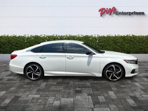 Used 2022 Honda Accord Sport image 7