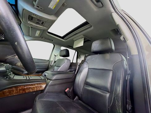 Used 2017 Chevrolet Tahoe Premier RWD image 13