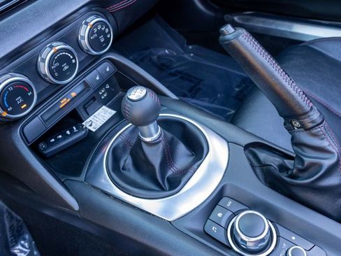 Used 2016 MAZDA MX-5 Miata Grand Touring image 31