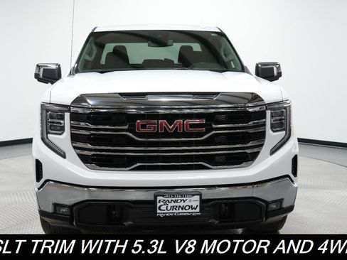 Used 2025 GMC Sierra 1500 SLT image 2