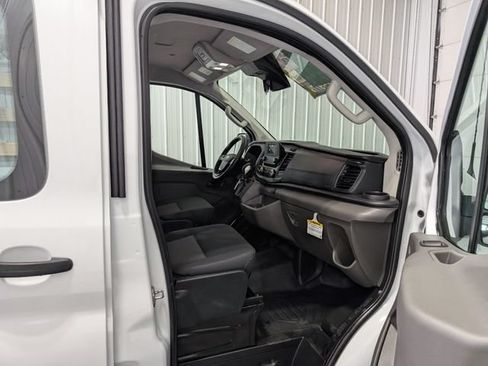 Used 2025 Ford Transit 250 Low Roof w/ Exterior Upgrade Package RWD image 20