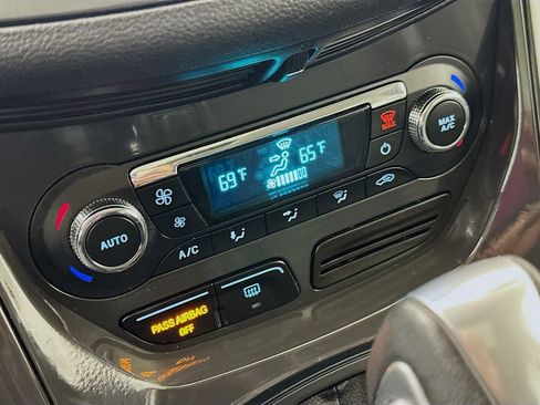 Used 2016 Ford Escape Titanium image 22