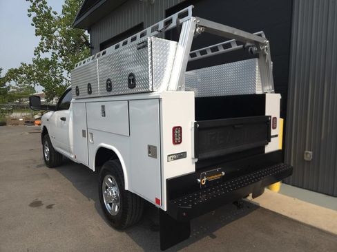 Used 2022 RAM 3500 Tradesman AWD/4WD image 3