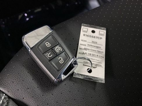 Used 2023 Volkswagen Atlas Cross Sport SEL R-Line image 30