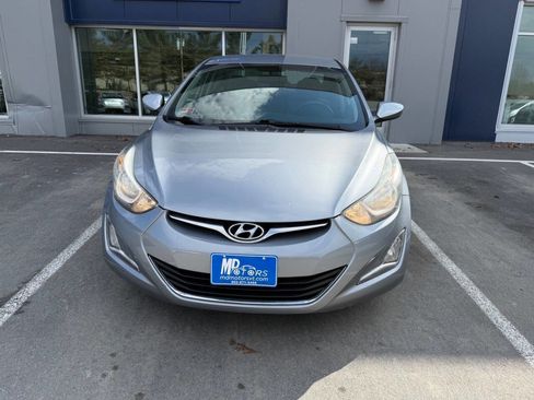 Used 2015 Hyundai Elantra SE w/ Option Group 02 image 3