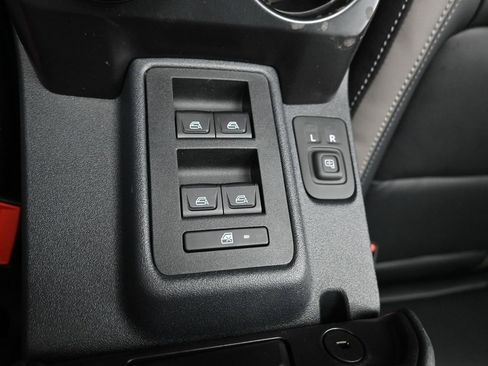 New 2025 Ford Bronco Outer Banks image 31