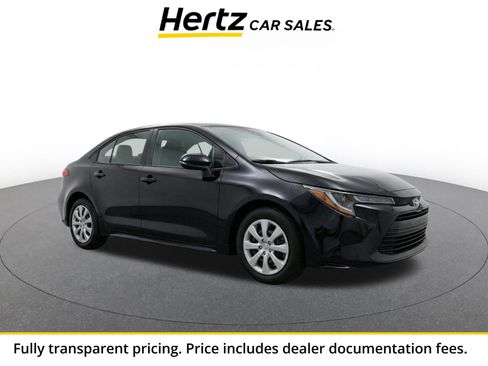 Used 2025 Toyota Corolla LE FWD image 1