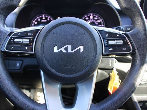 Used 2024 Kia Forte LXS FWD image 12