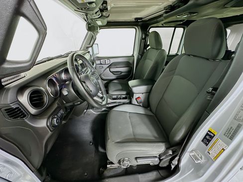Used 2022 Jeep Wrangler Unlimited Sport AWD/4WD image 13