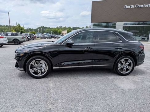 Used 2025 Genesis Electrified GV70 w/ Prestige Package AWD/4WD image 8
