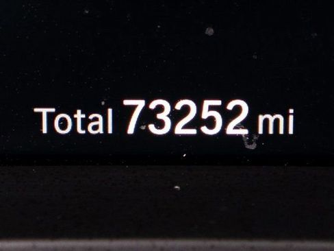 Used 2023 BMW 540i xDrive w/ Premium Package image 25