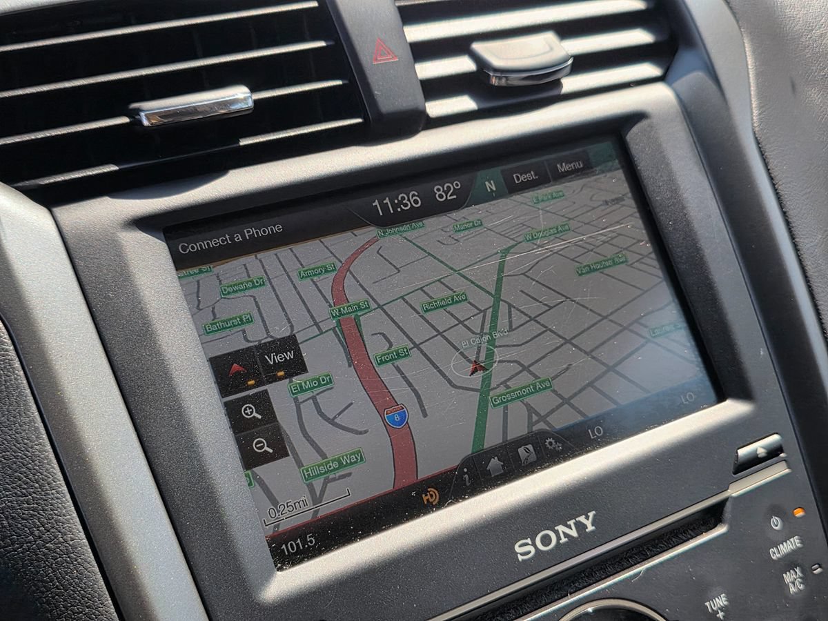 Used 2014 Ford Fusion Titanium FWD image 39
