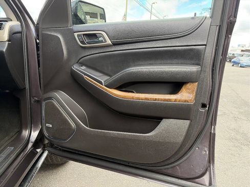 Used 2015 GMC Yukon XL Denali w/ Premium Package image 22