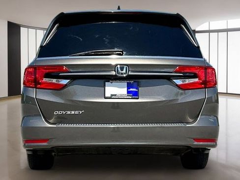Certified 2022 Honda Odyssey EX-L image 5