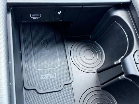 Used 2024 Hyundai Palisade Calligraphy image 37