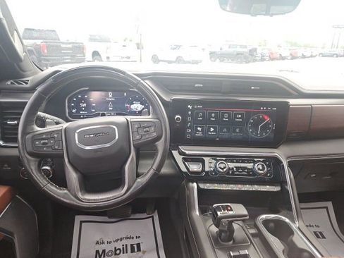 Used 2024 GMC Sierra 1500 Denali Ultimate AWD/4WD image 22