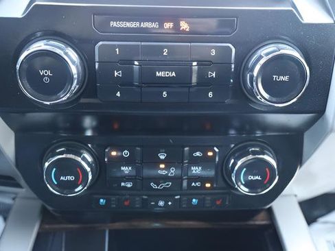 Used 2020 Ford F150 Lariat AWD/4WD image 13