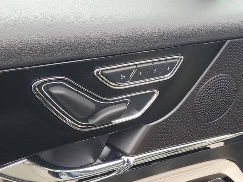 New 2026 Lincoln Corsair Premiere image 9