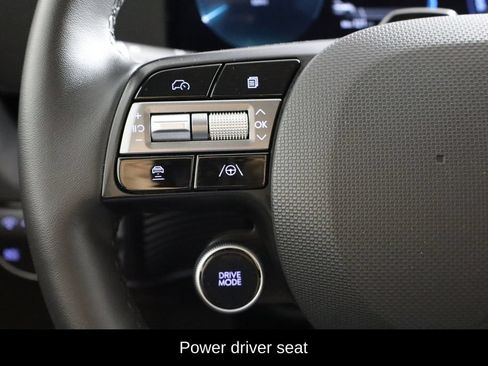 Used 2025 Hyundai Ioniq 5 SE RWD image 8