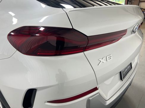 Used 2023 BMW X6 xDrive40i image 14