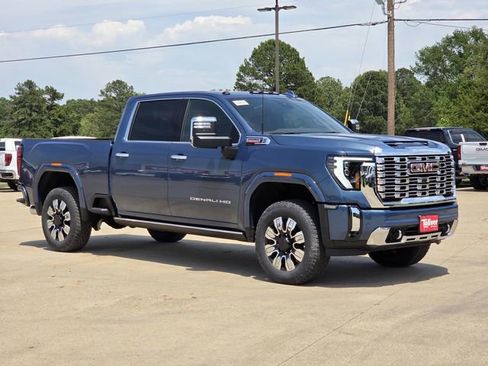 New 2026 GMC Sierra 2500 Denali w/ Denali Reserve Package AWD/4WD image 2
