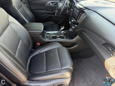 Certified 2021 Chevrolet Traverse Premier w/ LPO, Cargo Package FWD image 34