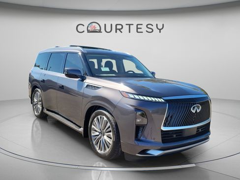 Used 2026 INFINITI QX80 Luxe w/ Exterior Package AWD/4WD image 4