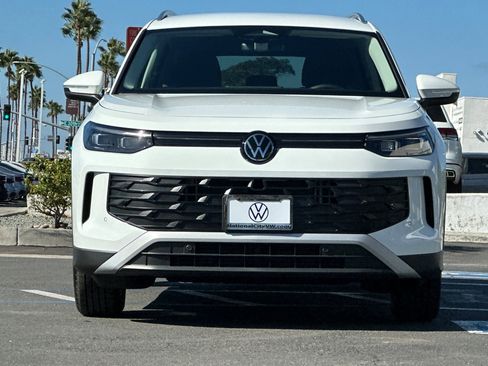 New 2025 Volkswagen Tiguan S image 3