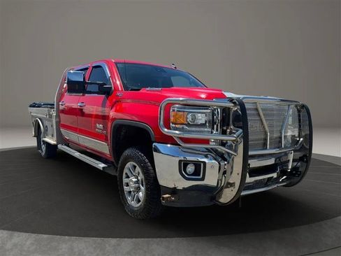 Used 2019 GMC Sierra 2500 SLT w/ Duramax Plus Package AWD/4WD image 7