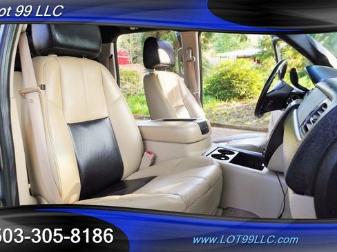 Used 2011 Chevrolet Silverado 2500 LTZ w/ LTZ Plus Package image 20