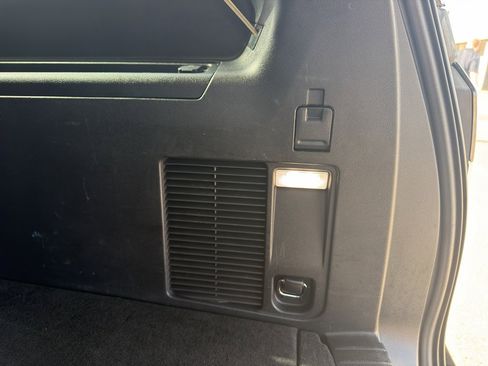 Used 2024 Ford Expedition Max Limited image 15