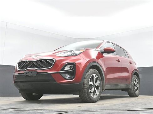 Used 2022 Kia Sportage LX image 43