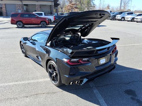 Used 2020 Chevrolet Corvette Stingray Premium Cpe w/ 3LT Preferred Equipment Group image 15