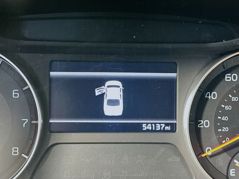 Used 2024 Kia Forte LXS FWD image 18