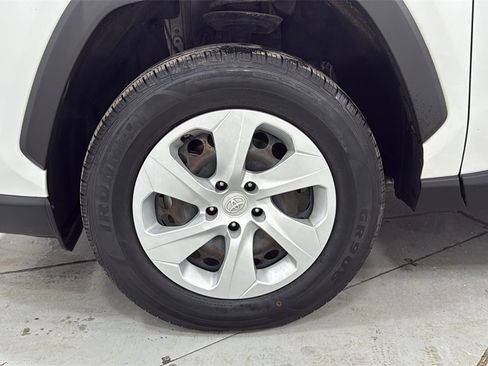 Certified 2023 Toyota RAV4 LE image 24