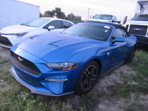 Used 2021 Ford Mustang Premium RWD image 3