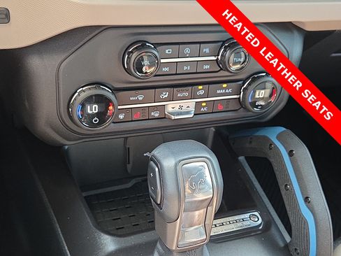 Used 2024 Ford Bronco Wildtrak AWD/4WD image 19