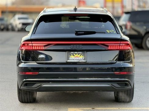 Used 2022 Audi Q8 Prestige w/ Prestige Package AWD/4WD image 6