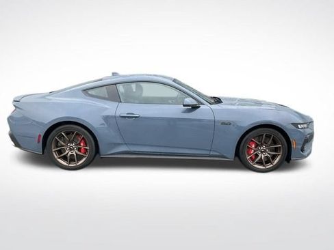 Used 2025 Ford Mustang GT Premium RWD image 8