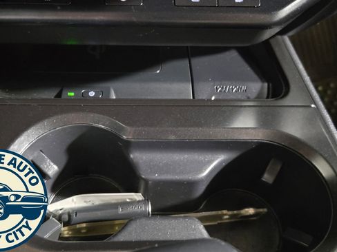 Used 2019 Lexus UX 200 FWD image 17