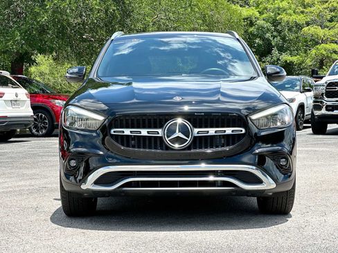 Used 2025 Mercedes-Benz GLA 250 4MATIC w/ Winter Package image 10