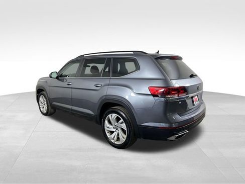 Used 2021 Volkswagen Atlas SE w/ Panoramic Sunroof Package image 4