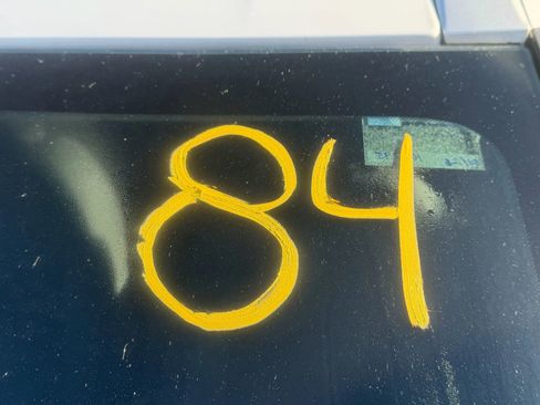 Used 2019 Nissan Kicks S image 31