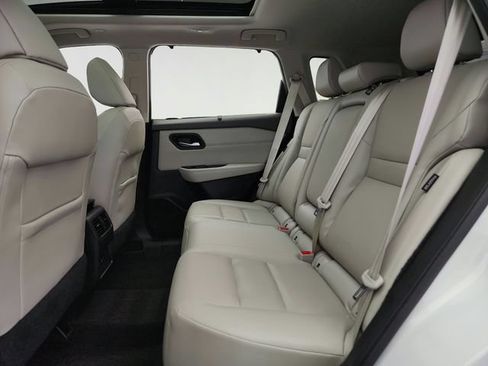 Used 2022 Nissan Rogue SV w/ SV Premium Package AWD/4WD image 22