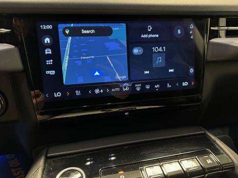 Used 2025 Lincoln Navigator L Reserve image 28