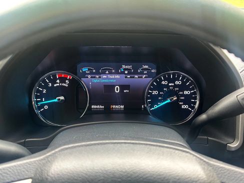 Used 2022 Ford F250 Lariat w/ Lariat Ultimate Package AWD/4WD image 21