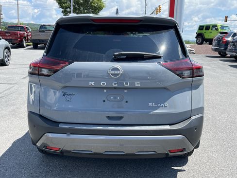 Used 2022 Nissan Rogue SL w/ SL Premium Package AWD/4WD image 6