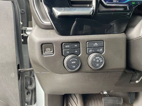 Used 2023 Chevrolet Silverado 1500 RST AWD/4WD image 13